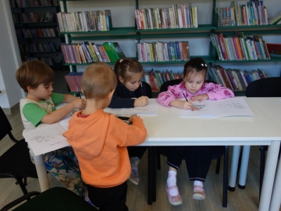 Spotkanie gwarowe z kolorowankami - zdjęcie6